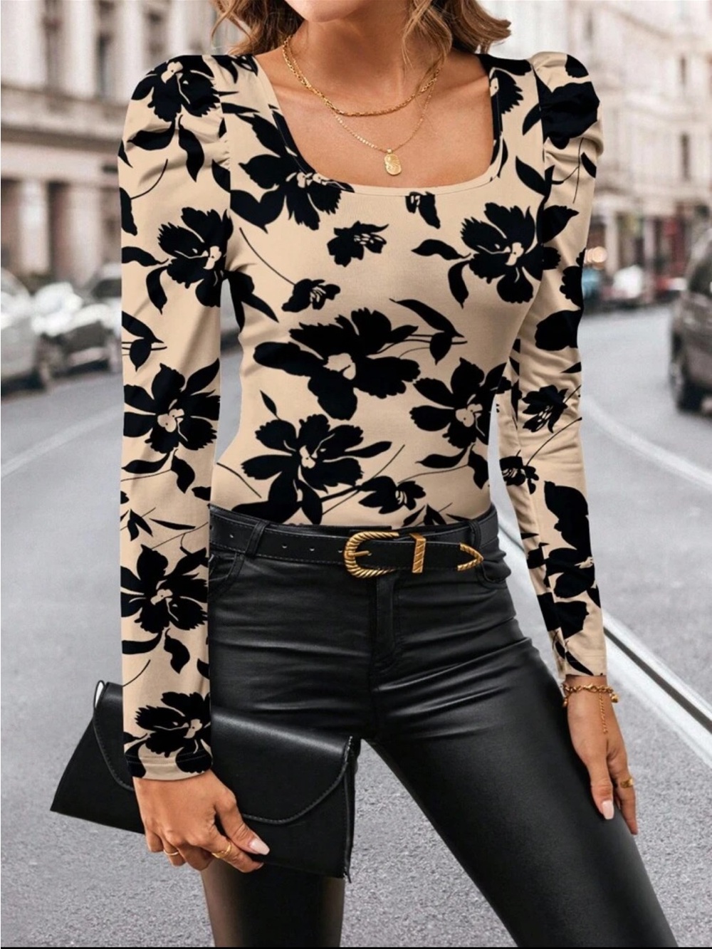 Women's Beige Floral Long-Sleeve Blouse - Picture 3 of 3